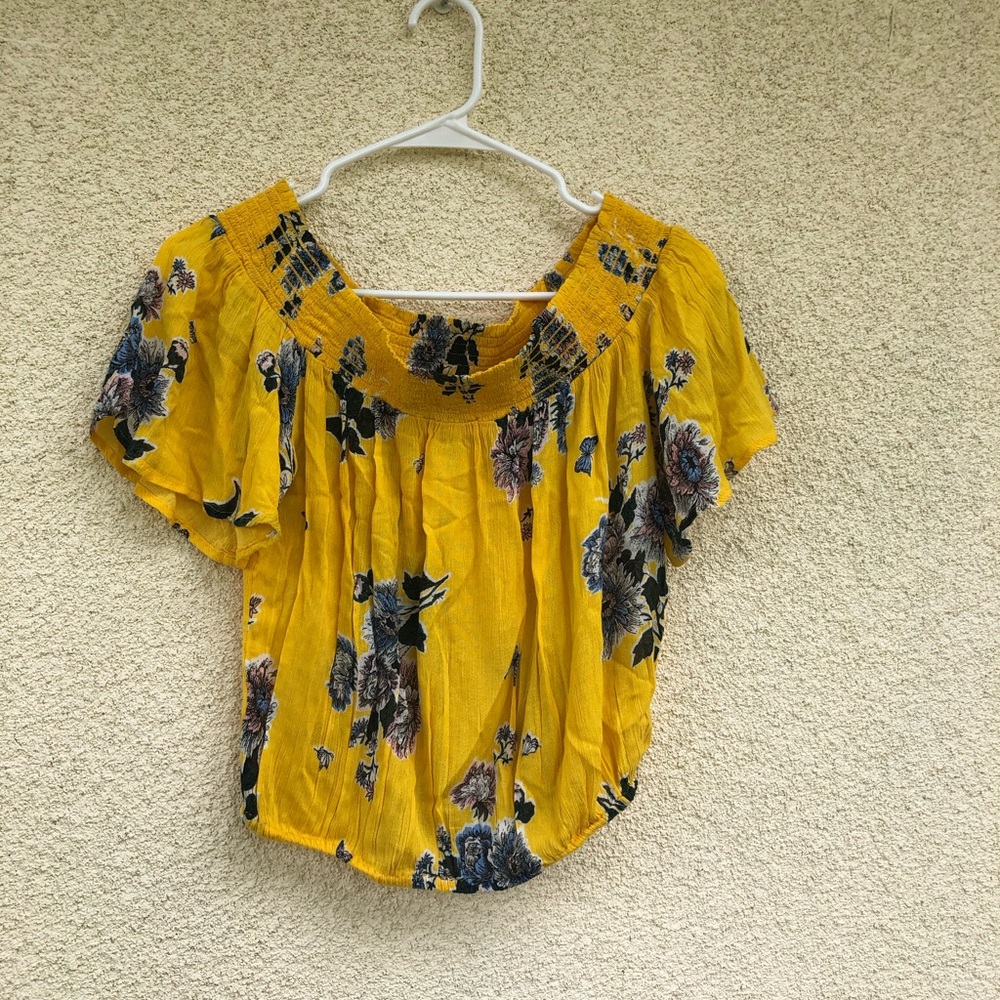 Arizona off the shoulder floral top